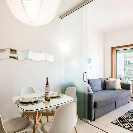 Algarve Beach Vibes Apartment, Wifi, Pool, Ac, Bbq Portimão Buitenkant foto