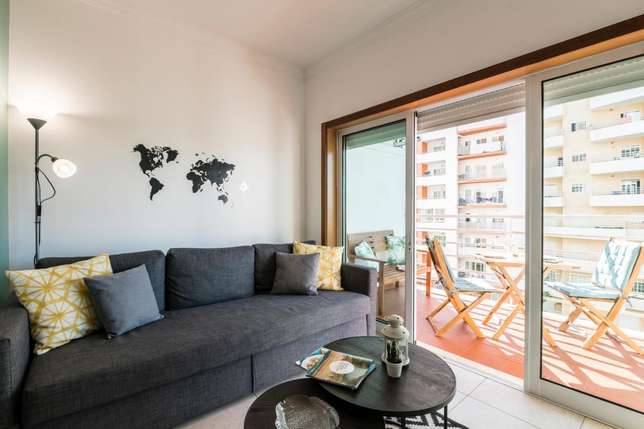 Algarve Vibes Apartment, Wifi, Pool, Ac, Bbq Apartment
