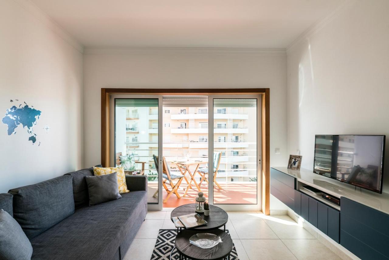 Algarve Vibes Apartment, Wifi, Pool, Ac, Bbq Apartment